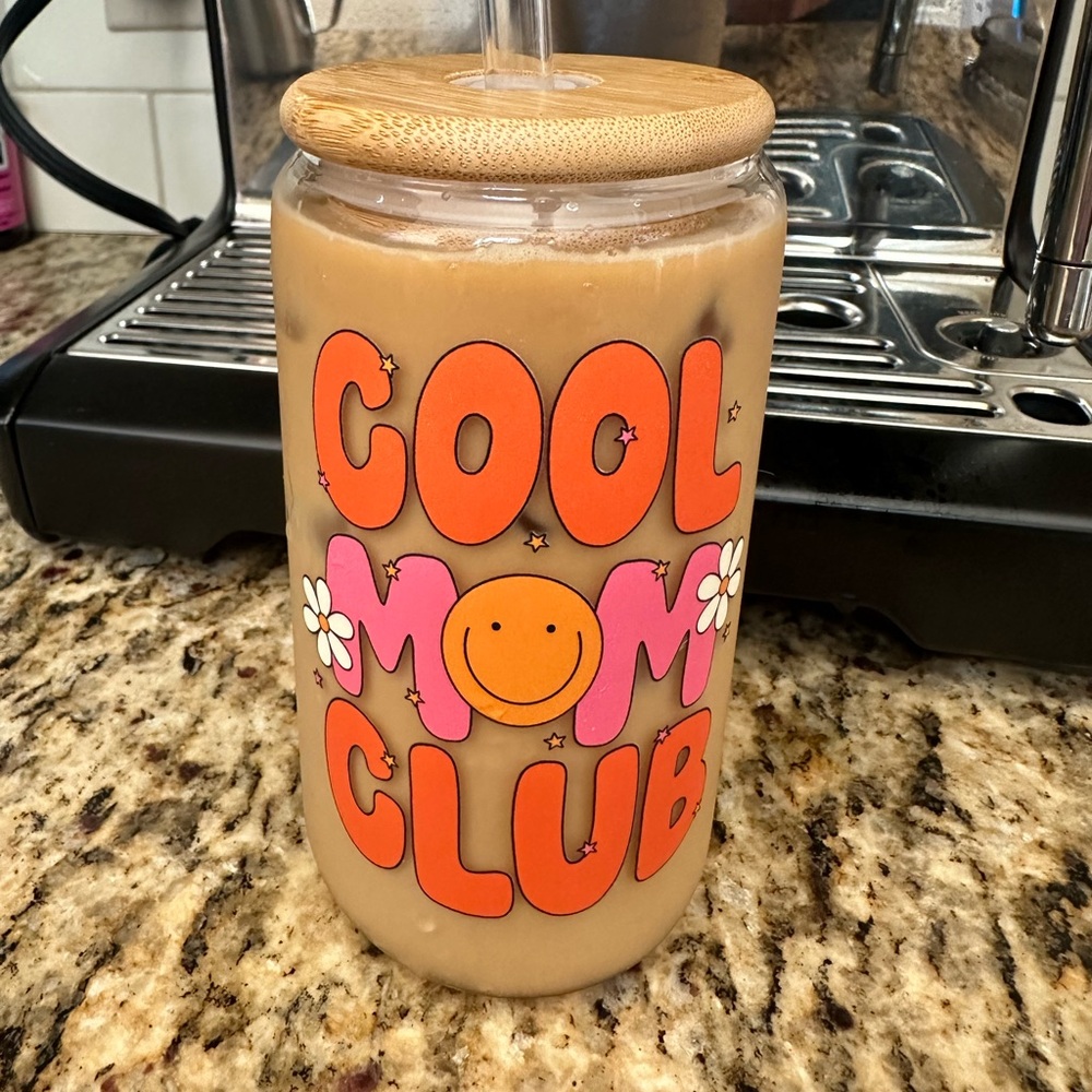 COOL MOM CLUB 16 oz glass tumbler